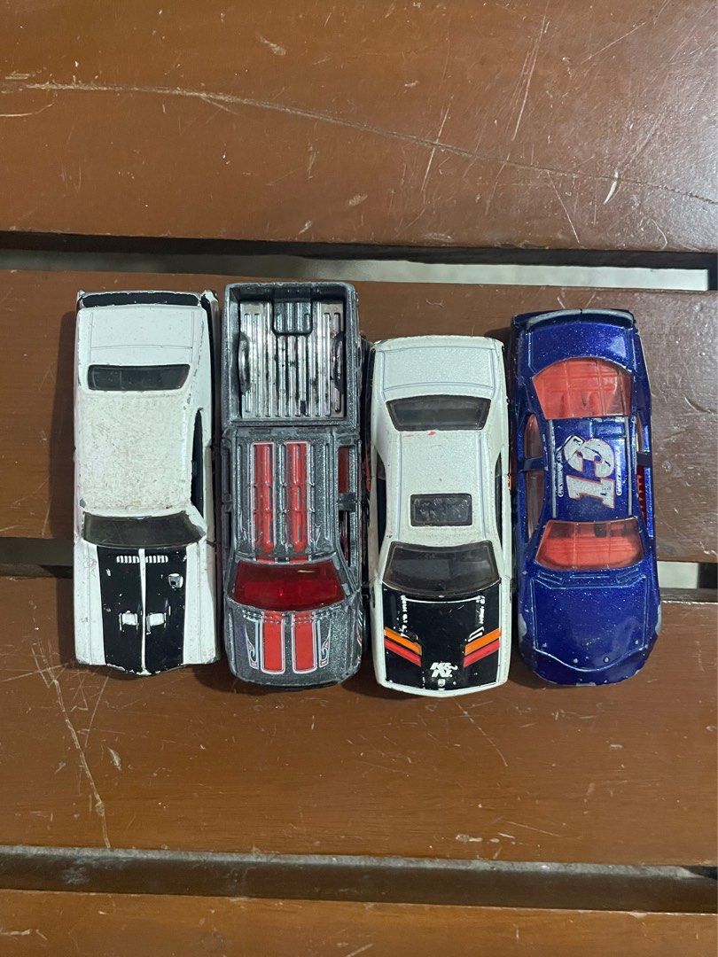 Loose Hotwheels Dodge Challenger Buick GSX (Category: Vehicle & Diecast Models) located in Manila. Submitted by yoojim (Listing ID 1372129707, Image 1). Description: 50 each Paint chips, nego if taking 2 or more.