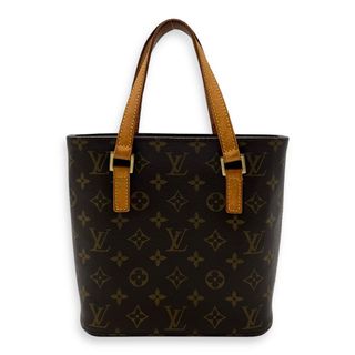 (Category: ) located in . Submitted by carousellluxury (Listing ID 1372167900, Image 1). Description: .