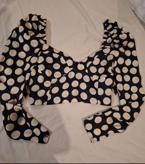 (Category: ) located in . Submitted by cres26 (Listing ID 1372230006, Image 1). Description: .