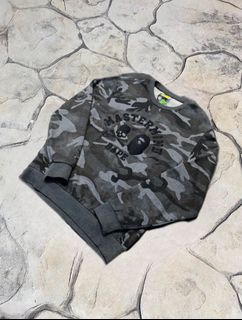 (Category: ) located in . Submitted by varsitythriftstore (Listing ID 1372155375, Image 1). Description: .
