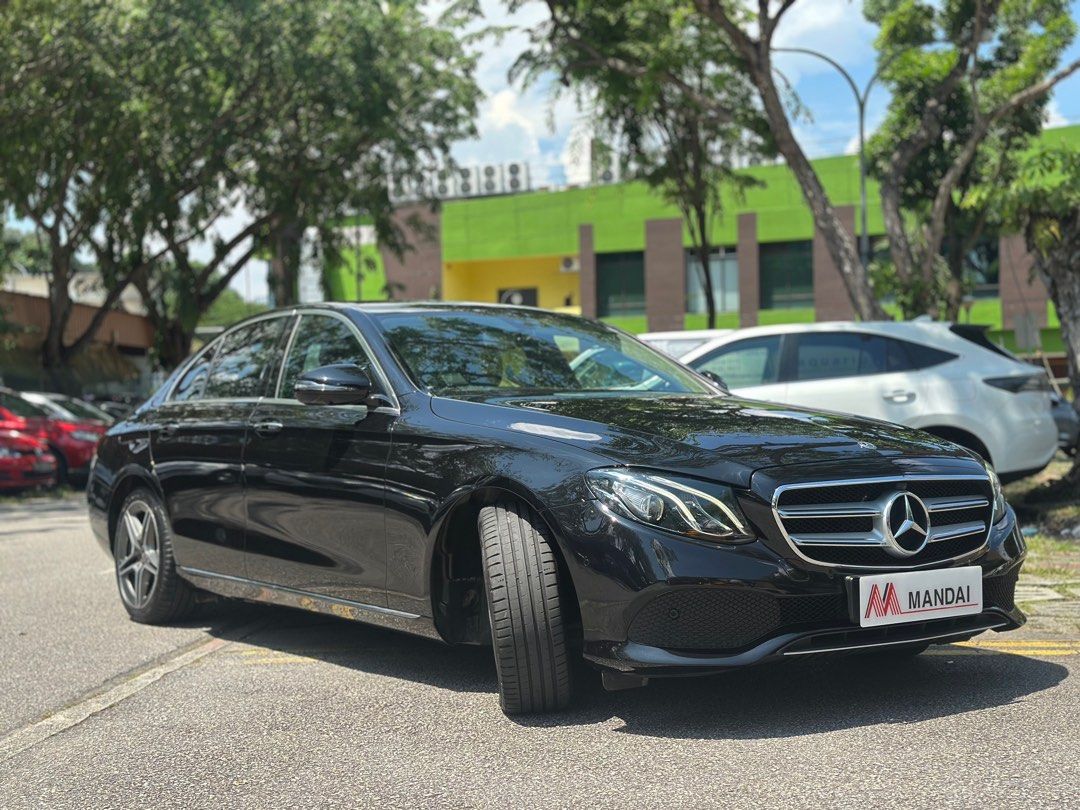 Mercedes-Benz E-Class Saloon E200 Avantgarde (A)62872684152321111