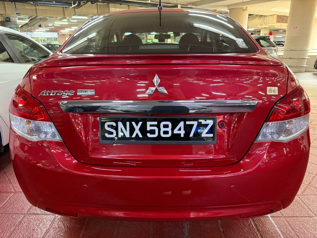 Mitsubishi Attrage 1.2 CVT Style (A)62872682357763111