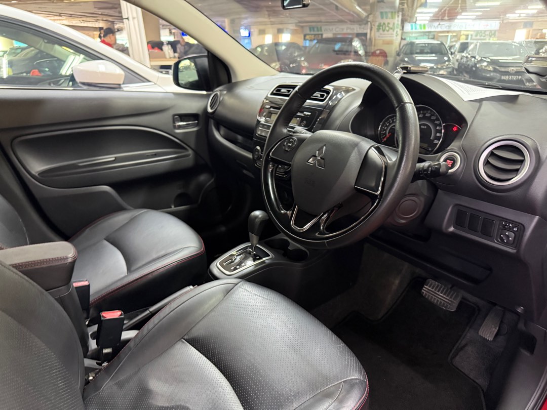 Mitsubishi Attrage 1.2 CVT Style (A)62872682357763112