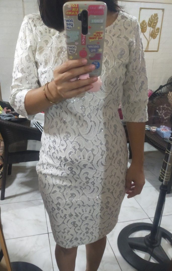 Bundle Mix dress (Category: Dresses) located in Cavite. Submitted by jaycel79 (Listing ID 1372199433, Image 3). Description: small to med size. the red one is brand new with tag..