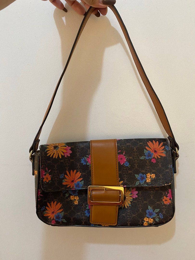Nanette Lepore bag (Category: Shoulder Bags) located in Marikina City. Submitted by wardrobemadness_ (Listing ID 1372140926, Image 1). Description: .