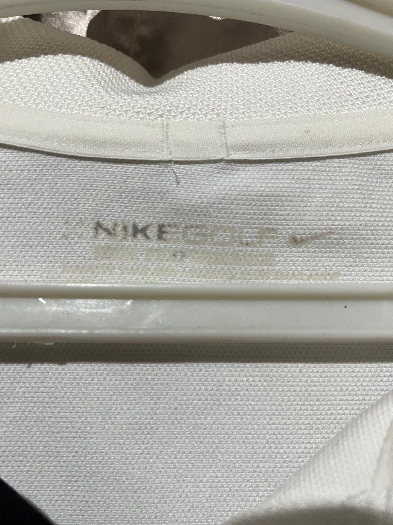 Nike Golf (Category: Tshirts & Polo Shirts ) located in Dumaguete. Submitted by hellydeclutter (Listing ID 1372230925, Image 3). Description: Nike Golf 📌 Size: Medium-Large 📌 Dimensions: 21W x 28.5L 📌 Condition: 9/10 📌 Color Rate: 10/10 📌 Issue: None 📌 Courier: J&T.
