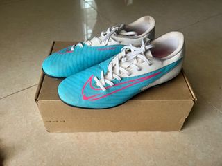 (Category: ) located in . Submitted by asyrafhaslan00 (Listing ID 1372139984, Image 1). Description: .