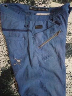 (Category: ) located in . Submitted by kapathrift (Listing ID 1372104254, Image 1). Description: .