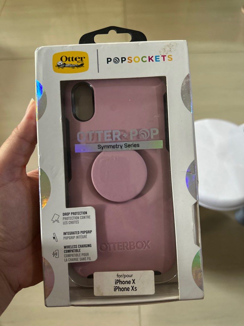 Otter Popsocket case (Category: Cases & Sleeves) located in Manila. Submitted by carmfreya0918 (Listing ID 1372161842, Image 1). Description: Brand New Popsocket series of Otter Iphone X/XS.