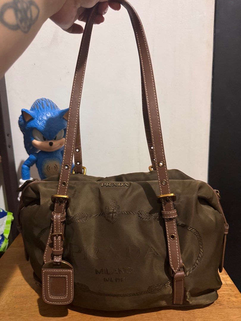 Prada brown canapa SUPER SALE UNTIL TOM ONLY (Category: Luxury Bags & Wallets) located in Manila. Submitted by buzzbuystarphalange (Listing ID 1372202537, Image 3). Description: .