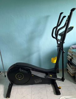 (Category: ) located in . Submitted by decluttred (Listing ID 1372120542, Image 1). Description: .