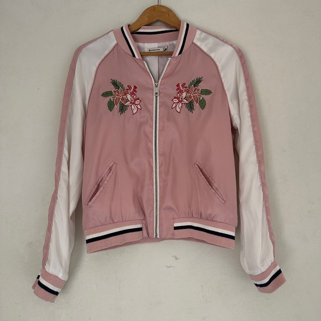 Stradivarius Pink Bomber jacket (Category: Coats, Jackets and Outerwear) located in Cavite. Submitted by daphnesea (Listing ID 1372104019, Image 1). Description: With pilling issues, but can be removed by pill remover. .