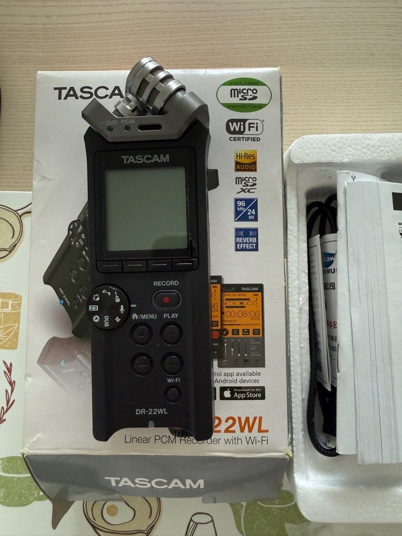Tascam DR-22WL628631110197791112