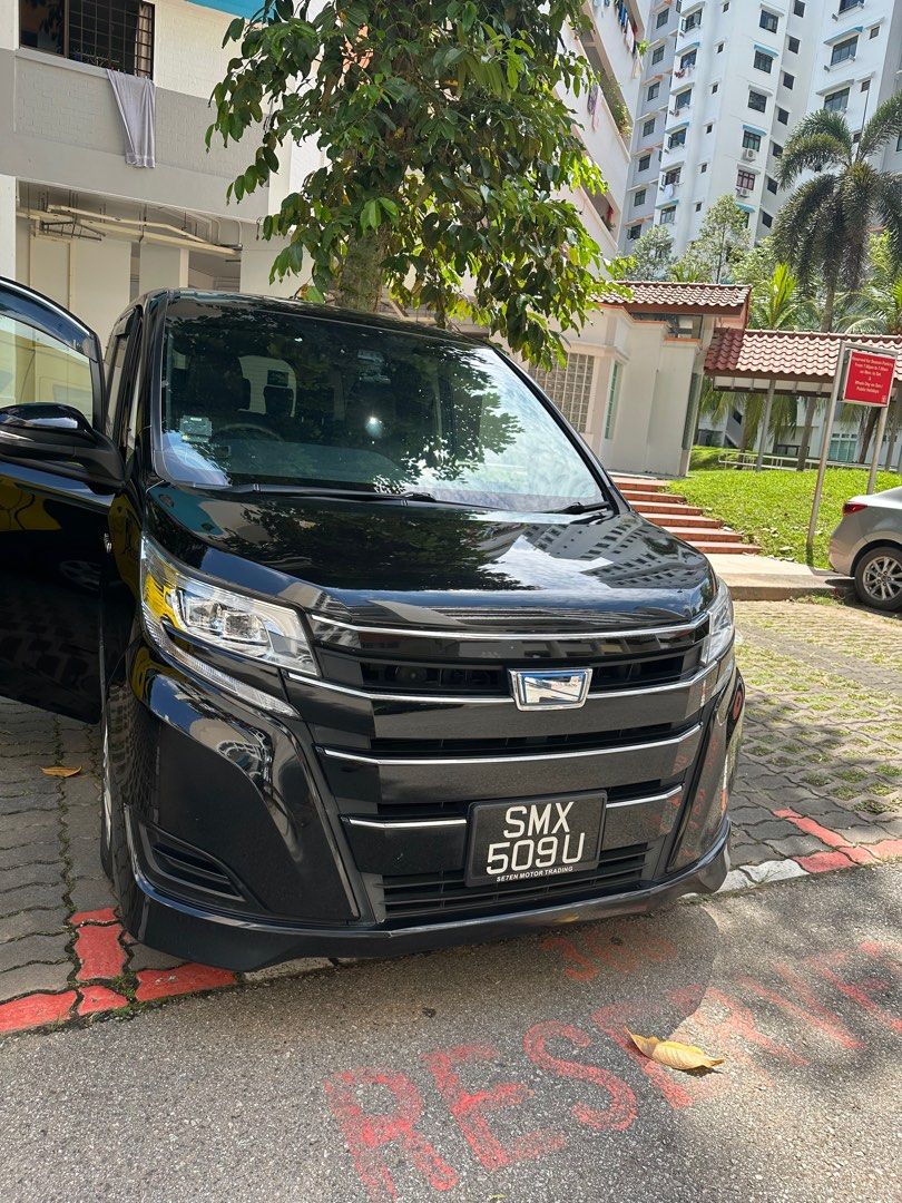 TOYOTA NOAH HYBRID FOR RENT (EXTREMELY GOOD CONDITION FOR PHV)628726849479691112