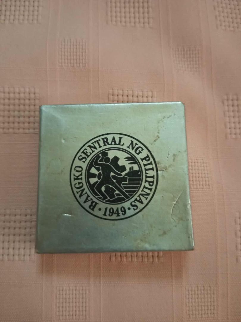 Uncirculated 1983 Andres Bonifacio 2 Piso Coin (Category: Currency) located in Quezon City. Submitted by jojoscollectibles (Listing ID 1372096664, Image 2). Description: #Sale2026.