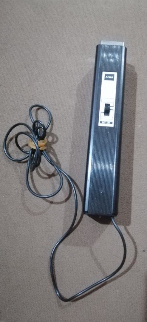 Vintage AIWA Wireless microphone (Category: Microphones) located in Quezon City. Submitted by goldencity1964 (Listing ID 1372247389, Image 1). Description: For audiophile collectors.. Vintage AIWA WIRELESS MICROPHONE MODEL WM 218A Operates on FM 70 - 90 MHZ Vintage device used for speech and broadcasting Untested... Wysiwyg... AS IS item For display only.
