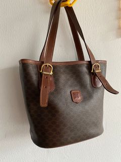 (Kategori: ) berada di . Dikirim oleh reycloset (ID iklan 1372212457, Gambar 1). Deskripsi: .