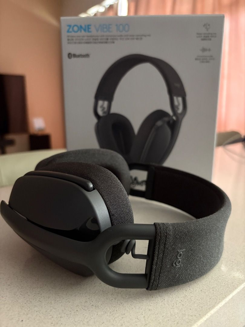 [-$100] Logitech Zone Vibe 100 Wireless Bluetooth Headset with extended microphone, Teams Zoom Lark calls supported, Windows/Mac/iOS/Android supported, 40mm Driver, up to 20 Hours Battery Life, Controls on Headset (Category: Headphones & Headsets) located in Singapore. Submitted by boshgadgets (Listing ID 1367127642, Image 1). Description: Item is USED but in 100% working and very good cosmetic conditions SEE LAST THREE PHOTOS for actual photo co