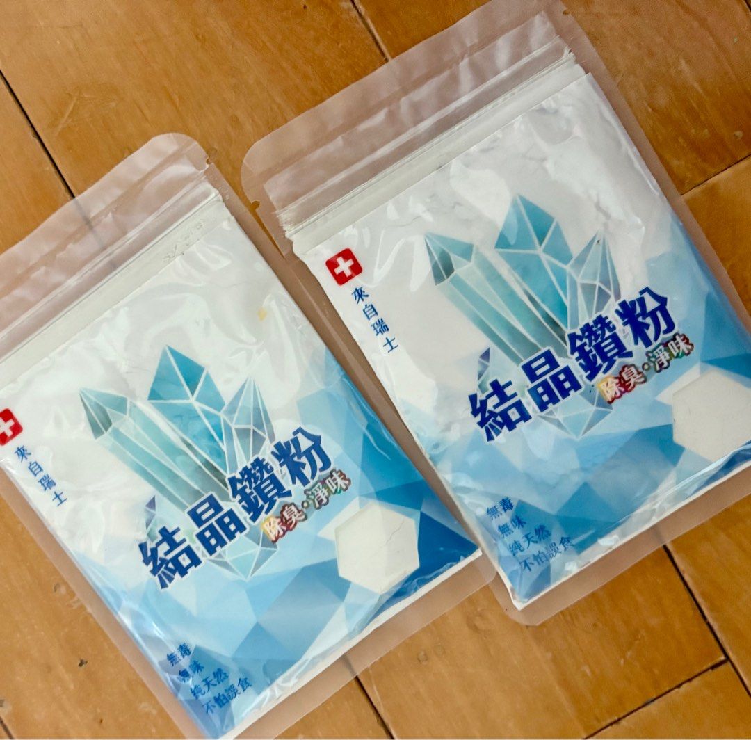 由 yabixxoo (刊登 ID 1367174608，圖片 1) 提交，位於 台北市 (Taipei) 的 瑞士貓砂除臭結晶礦粉 (類別：寵物健康與美容)，說明：兩包。