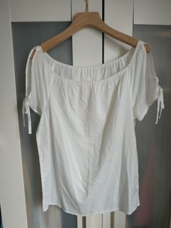 夏日白色露膞蝴蝶結上衣64242489570305110