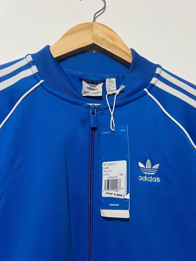 Adidas Jacket (Category: Coats, Jackets and Outerwear) located in Makati City. Submitted by jetjets (Listing ID 1367132069, Image 2). Description: Brandnew and Authentic Small to medium wombens 4800 on tag selling for 2400 plus SF.