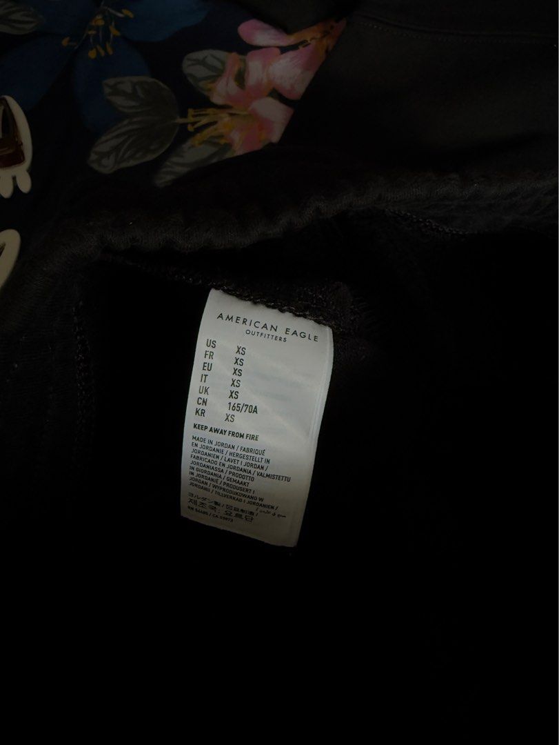 American Eagle Jogger Pants (XS | Black) (Category: Joggers) located in Manila. Submitted by levartech (Listing ID 1367142801, Image 3). Description: - read “ABOUT” - all pictures are uploaded - can ship, customer must handle sf - meet ups around dlsu only with handling fee of 70 pesos.