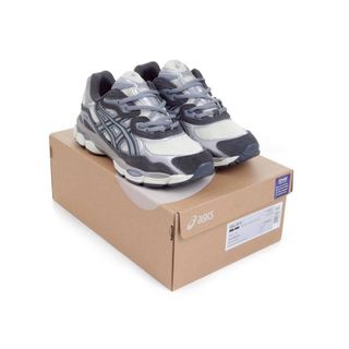 (Kategori: ) berada di . Dikirim oleh sneakersshopbdg (ID iklan 1367189666, Gambar 1). Deskripsi: .