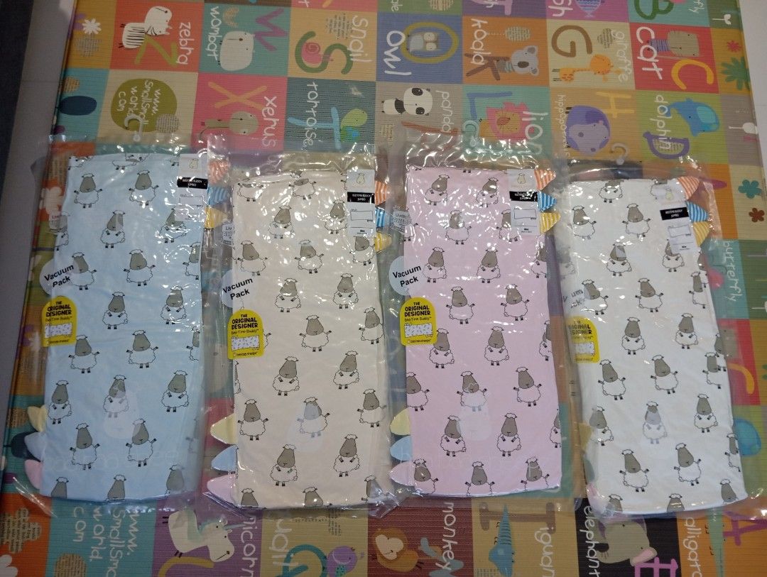 Baa Baa Sheepz Jumbo Pillow (Category: Babies & Kids Fashion) located in Singapore. Submitted by july_seventeen (Listing ID 1367212825, Image 1). Description: .