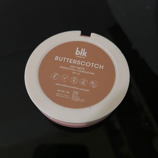 BLK AIRY MATTE PERFECTING FOUNDATION BUTTERSCOTCH