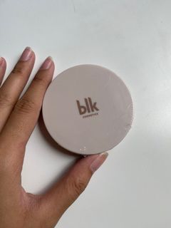 BLK universal invisible matte gel powder