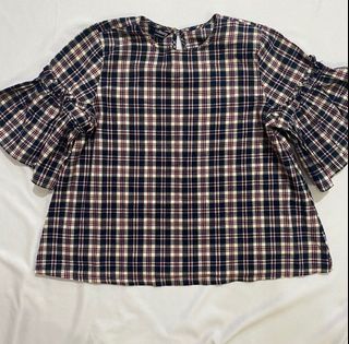 (Kategori: ) berada di . Dikirim oleh rm.clothes (ID iklan 1367161986, Gambar 1). Deskripsi: .