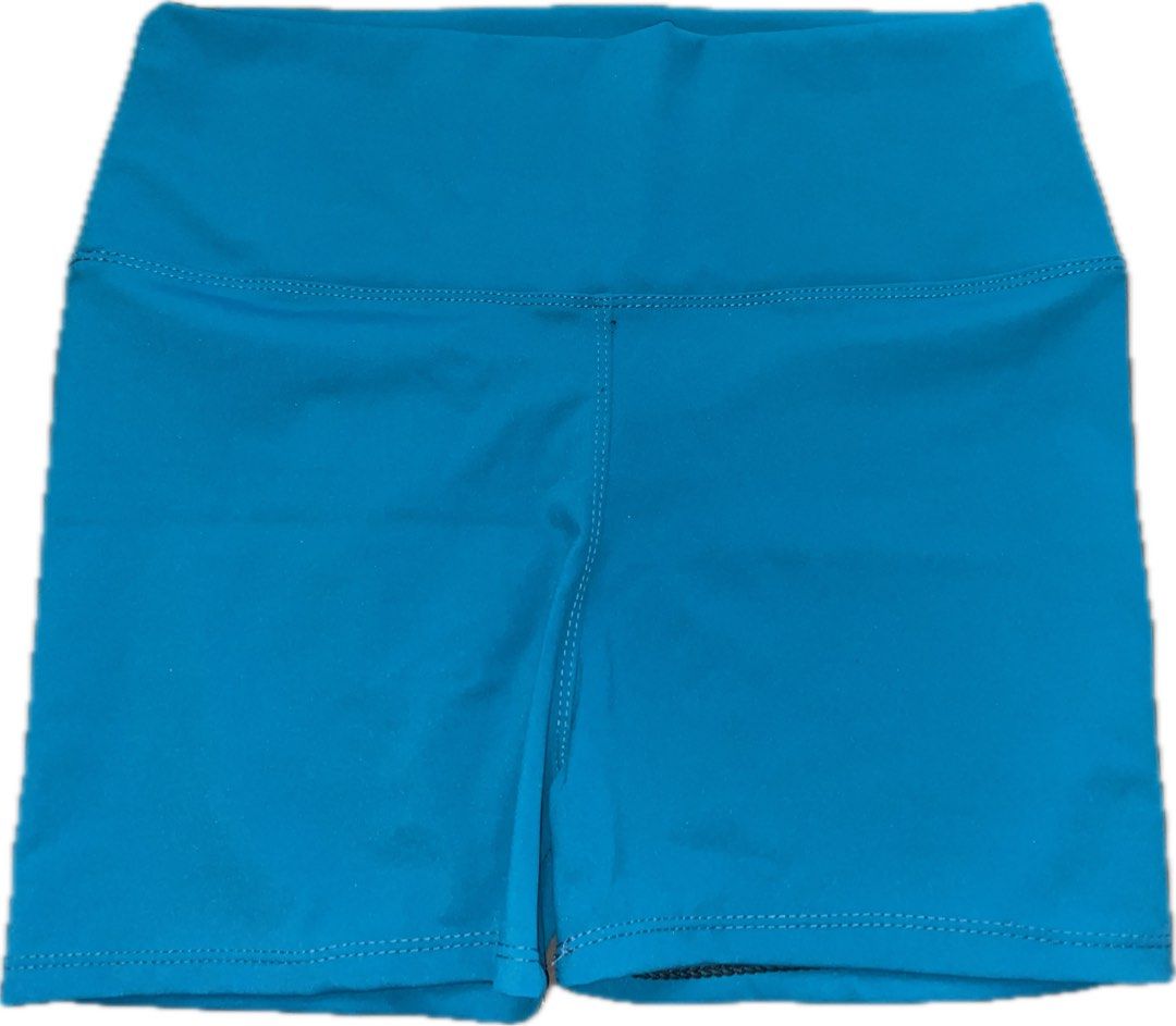 BUNDLE OF 2! Gym Shorts (Category: Activewear) located in Pasay City. Submitted by declutternoob06 (Listing ID 1367159491, Image 2). Description: fits small.