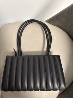（分類：）位於 。 由 lccl6 提交（商品編號 1367200204，圖片 1）。簡介： 。