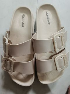 (Category: ) located in . Submitted by bkkpreloved (Listing ID 1367121075, Image 1). Description: .