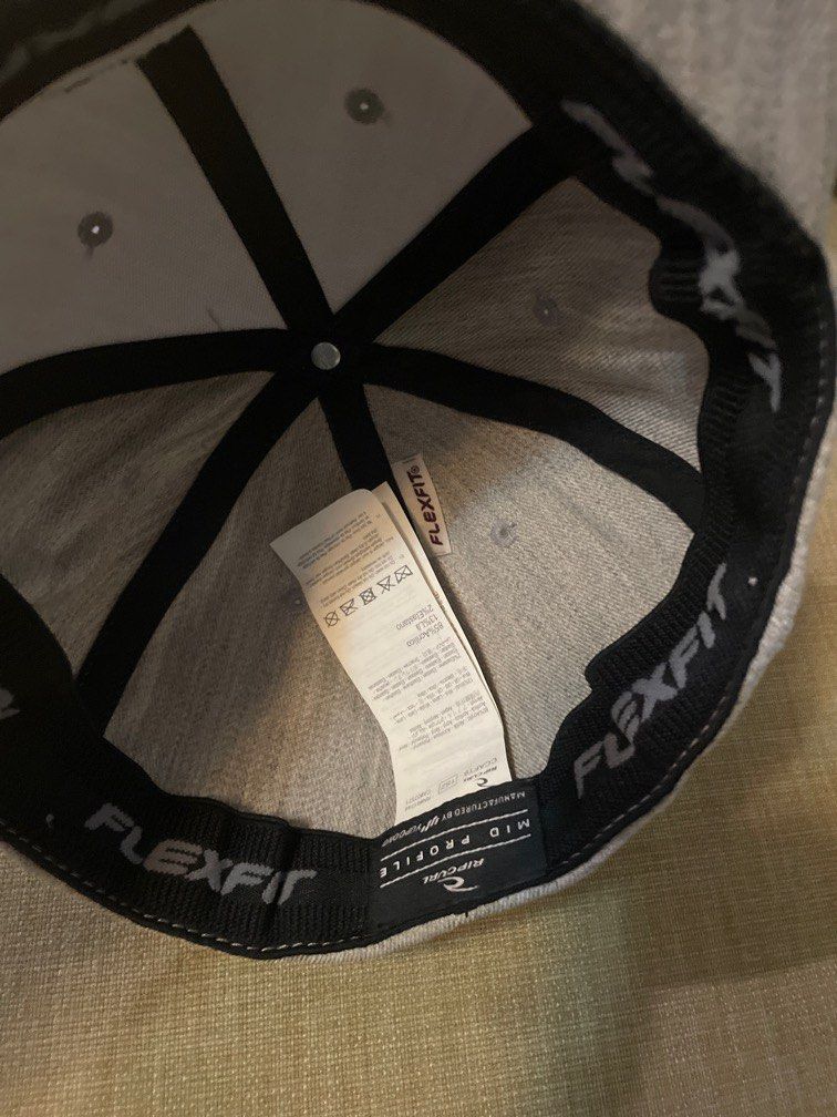 FROM ₱1,300! Rip Curl Passage Flexfit Cap (Category: Caps & Hats) located in Paranaque City. Submitted by yourneighbortotoro (Listing ID 1367184017, Image 2). Description: ₱63 shipping within Metro Manila!.