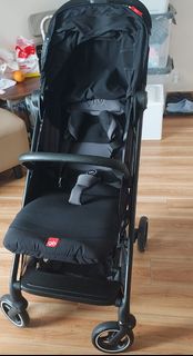 （分類：）位於 。 由 yi0404 提交（商品編號 1367123711，圖片 1）。簡介： 。