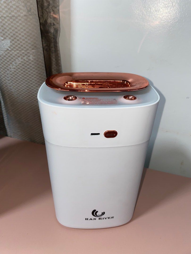 Han River Humidifier 1.3L (Category: Home Fragrance) located in Cavite. Submitted by the.selective_ (Listing ID 1367210624, Image 2). Description: RFS: bought the wrong item. .