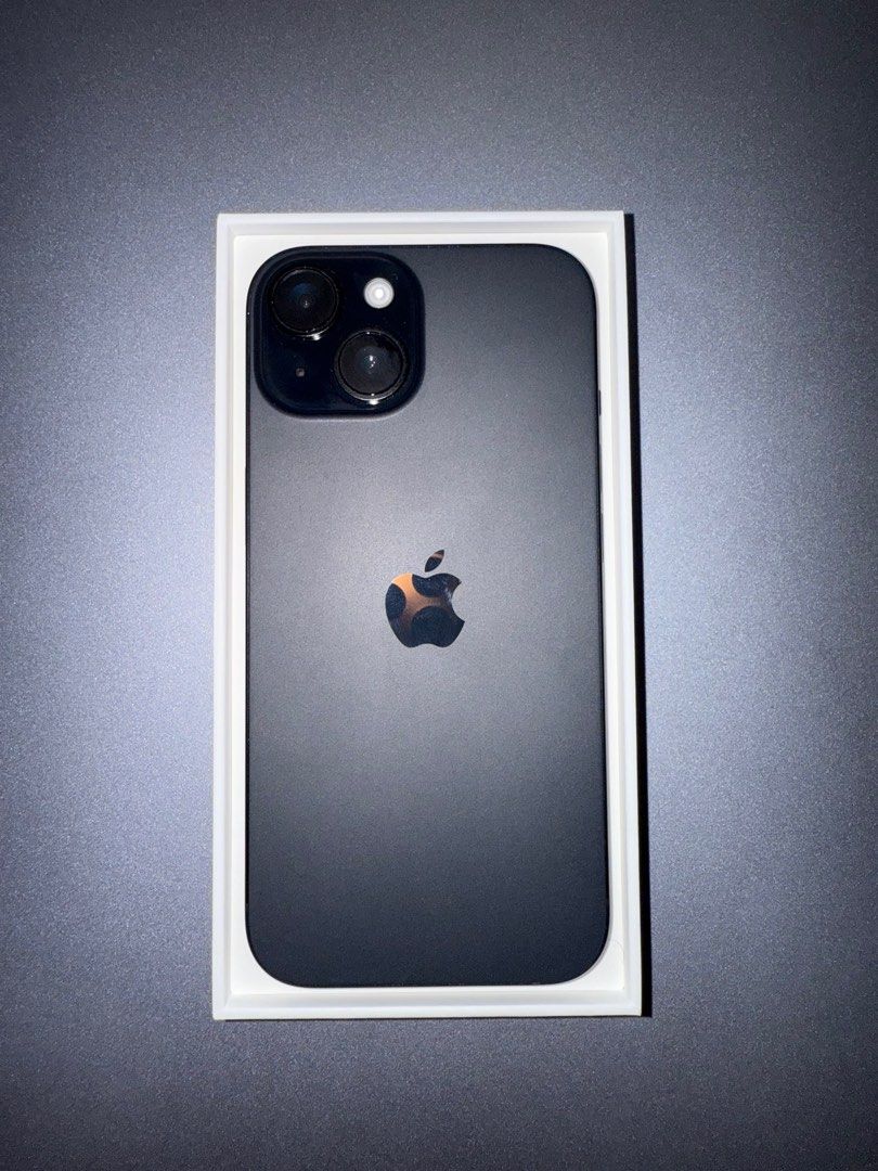 iPhone 15 (Category: iPhone 15 Series) located in Quezon City. Submitted by garciabbyy (Listing ID 1367195275, Image 3). Description: ‼️FOR SALE‼️ 35k negotiable iPhone 15 128GB Black Original Anker Cord All Working 99% Batt Health Good as New Openline Bought September 2024 @ Digimap for 45k Still under warranty until Sept 2025 RFS: upgrade Open for meet up QC loc ✅ .
