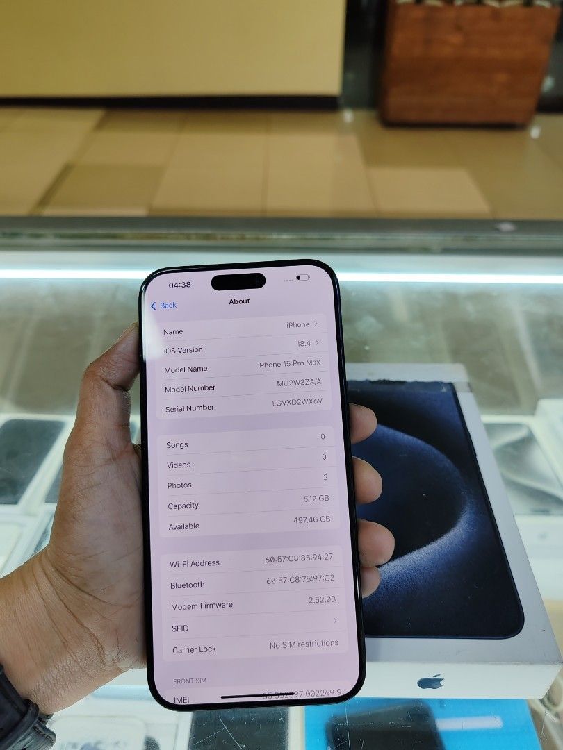 Iphone 15promax 512 Preloved Hk Variant (Category: iPhone 15 Series) located in Quezon City. Submitted by ronalynac40976 (Listing ID 1367113821, Image 3). Description: Iphone 15promax 512 100% battery health good condition With box, same imei Pick up store in greenhills We accept swap/trade in We accept ggives & spaylater+% Dm or call for fast transaction 09279500069/09425544556 Located @ Aquarium area stall no. Y-40 look for rona.