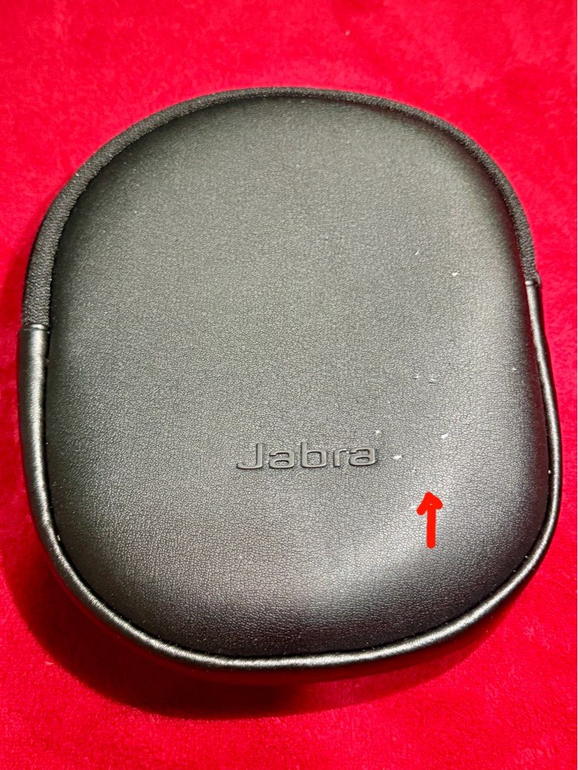 Jabra Evolve 65 (Category: Headphones & Headsets) located in Quezon City. Submitted by ddozed (Listing ID 1367287502, Image 2). Description: RFS: namali ng bili just opened the box never used, Good as brandew minor issue- tiny scratches from my stubborn cat. Lost the receit.
