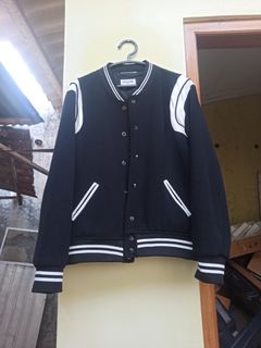 (Kategori: ) berada di . Dikirim oleh abygael_555 (ID iklan 1367139497, Gambar 1). Deskripsi: .
