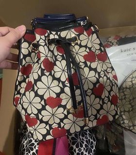 (Category: ) located in . Submitted by pinkykeenshop (Listing ID 1367285944, Image 1). Description: .