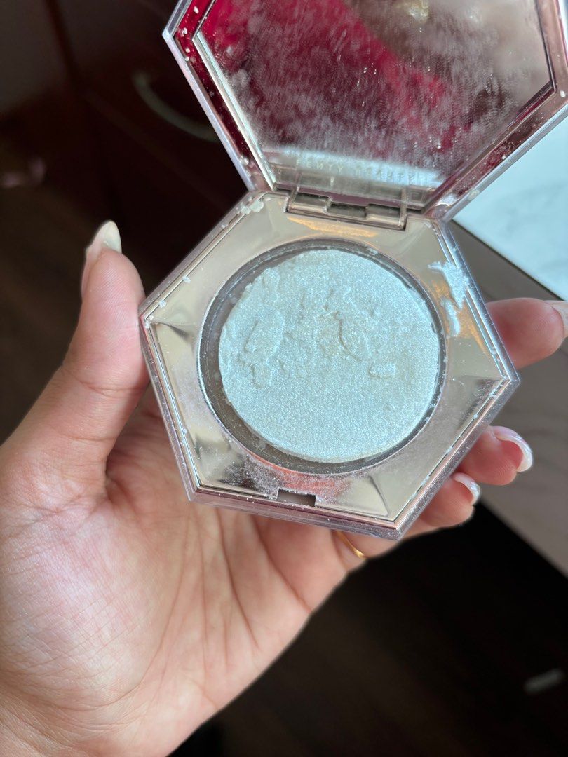 Makeup (Category: Makeup) located in Singapore. Submitted by ashuuuuuu (Listing ID 1367207951, Image 7). Description: Selling away makeup that I have barely used once or twice Makeup Forever Foundation: $30 Makeup Forever Setting powder: $25 Fenty Beauty Diamond bomb: $25 .