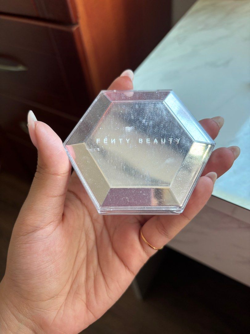 Makeup (Category: Makeup) located in Singapore. Submitted by ashuuuuuu (Listing ID 1367207951, Image 5). Description: Selling away makeup that I have barely used once or twice Makeup Forever Foundation: $30 Makeup Forever Setting powder: $25 Fenty Beauty Diamond bomb: $25 .