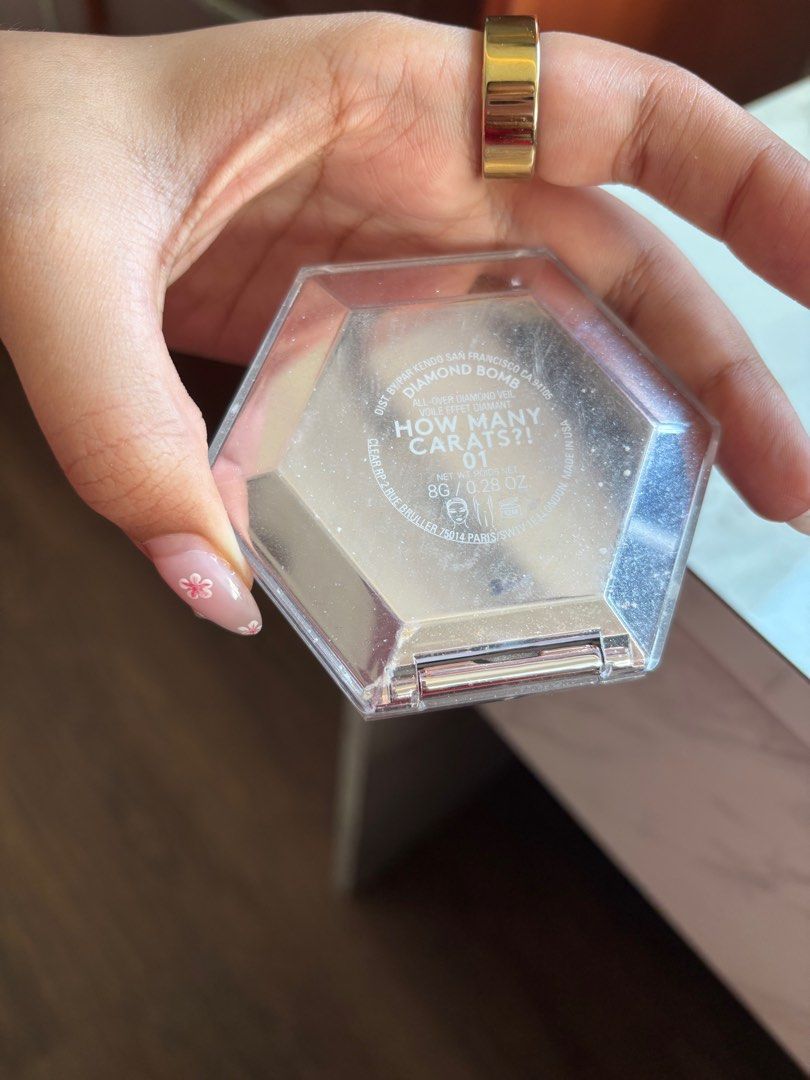 Makeup (Category: Makeup) located in Singapore. Submitted by ashuuuuuu (Listing ID 1367207951, Image 6). Description: Selling away makeup that I have barely used once or twice Makeup Forever Foundation: $30 Makeup Forever Setting powder: $25 Fenty Beauty Diamond bomb: $25 .