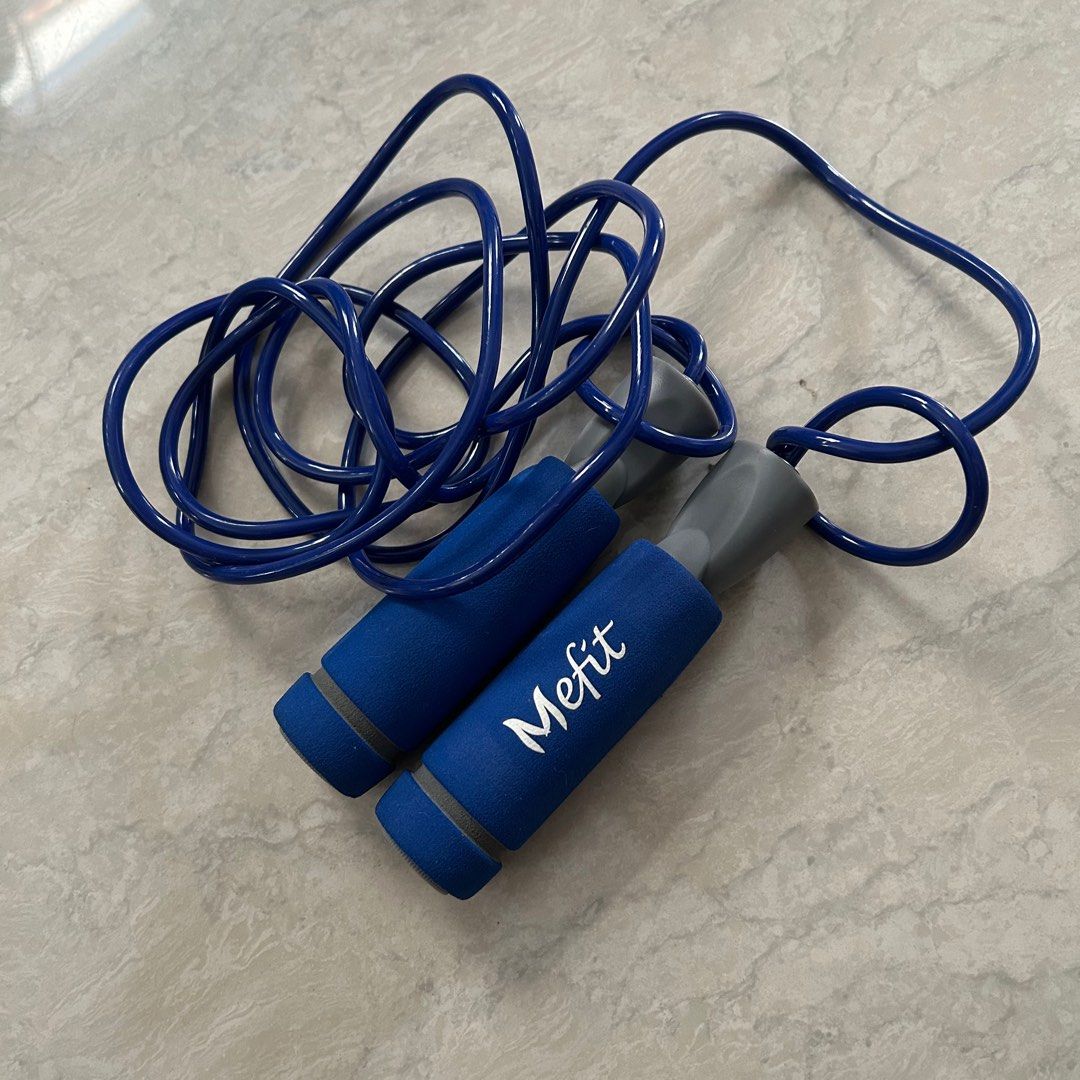 MeFit Weighted Jump Rope (Category: Health Monitors & Weighing Scales) located in Taytay. Submitted by bealieber (Listing ID 1367240847, Image 2). Description: .