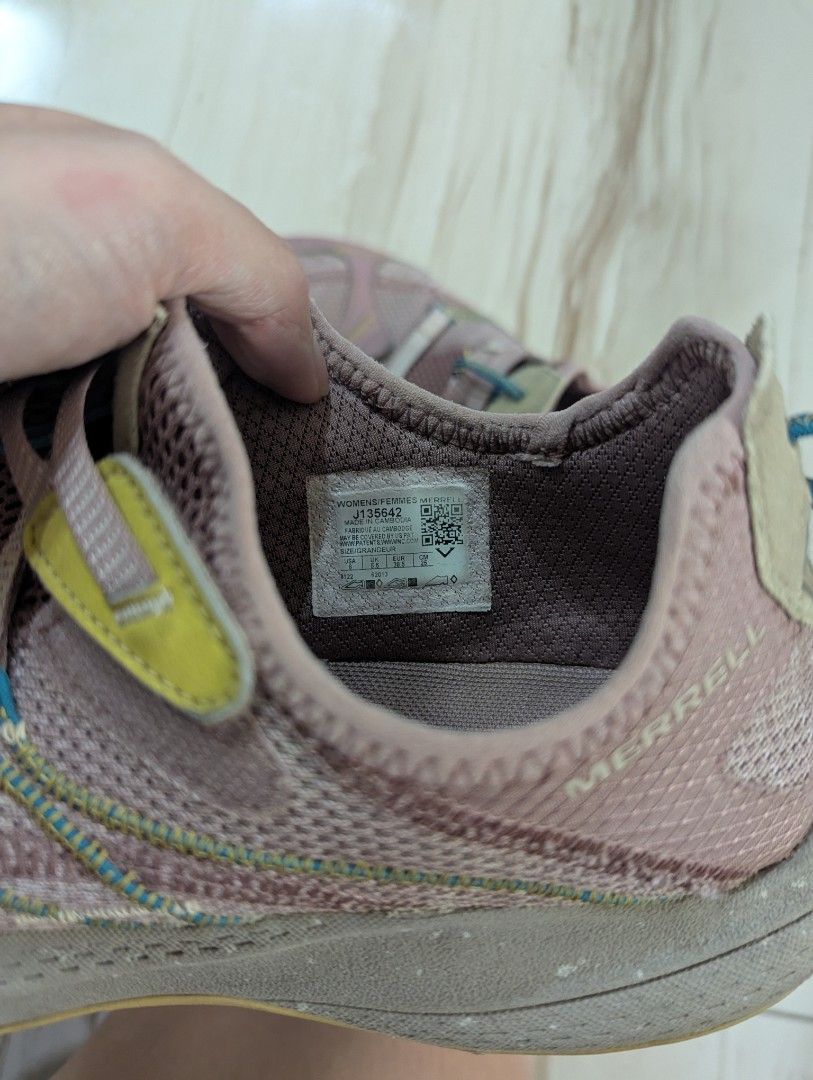 Merrell Bravada Aerosport for Hiking (Category: Sneakers) located in Manila. Submitted by milo25900 (Listing ID 1367145624, Image 3). Description: used hiking shoes well maintained rfs: decluttering.
