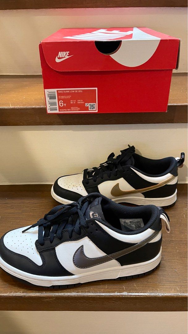 Nike Dunk Low Off Noir Metallic Pewter (Category: Sneakers) located in Paranaque City. Submitted by amsdm (Listing ID 1367118774, Image 1). Description: Size 6Y.