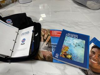 （分類：）位於 。 由 goodiesssonly 提交（商品編號 1367214003，圖片 1）。簡介： 。