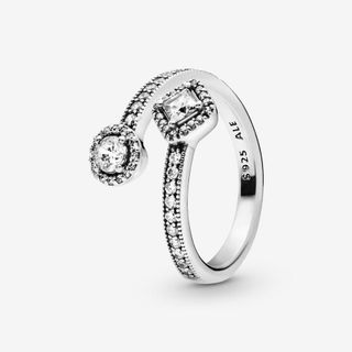 (Category: ) located in . Submitted by sg.pandora (Listing ID 1367242724, Image 1). Description: .